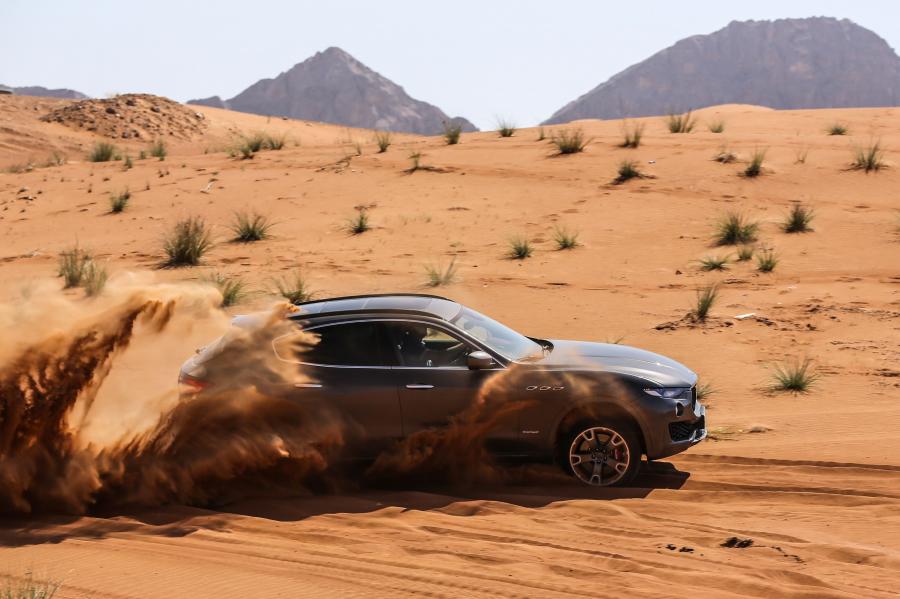 Maserati Levante S Q4 GranSport 2017 года  (фото 14 из 43)